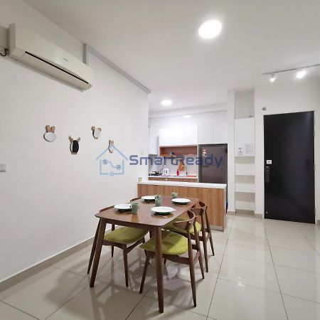 Twin Galaxy Suites By Sr Home Johor Bahru Ngoại thất bức ảnh