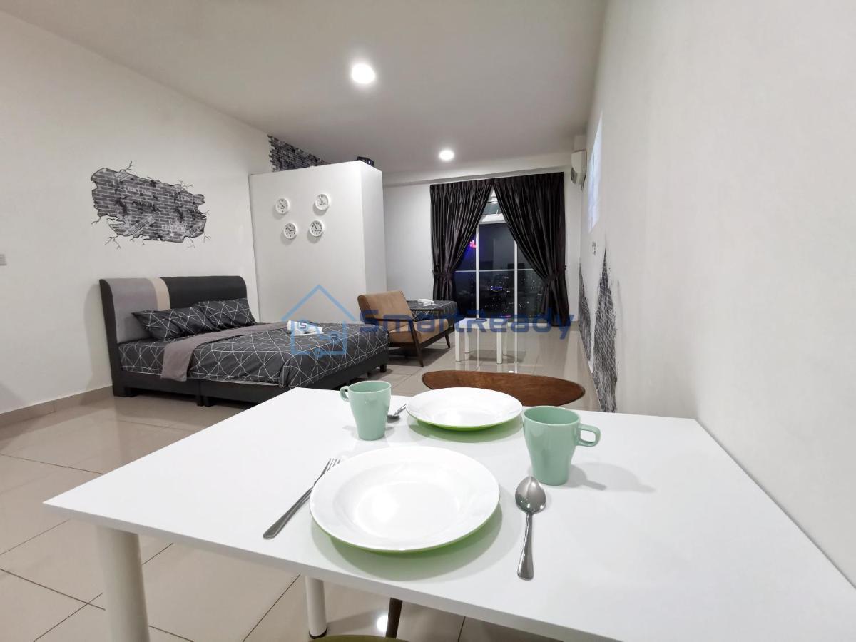 Twin Galaxy Suites By Sr Home Johor Bahru Ngoại thất bức ảnh